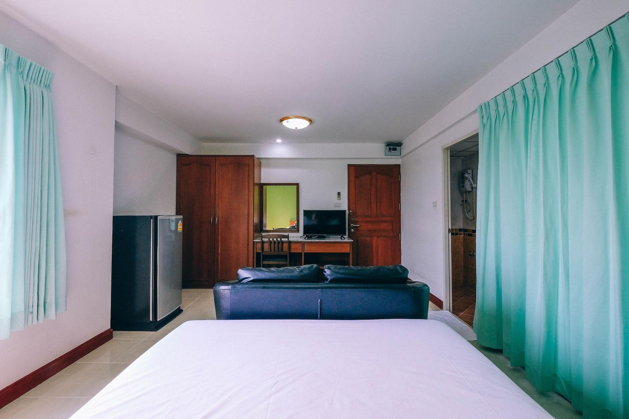 Golden House @ On-Nut Station Motel Bangkok Eksteriør bilde