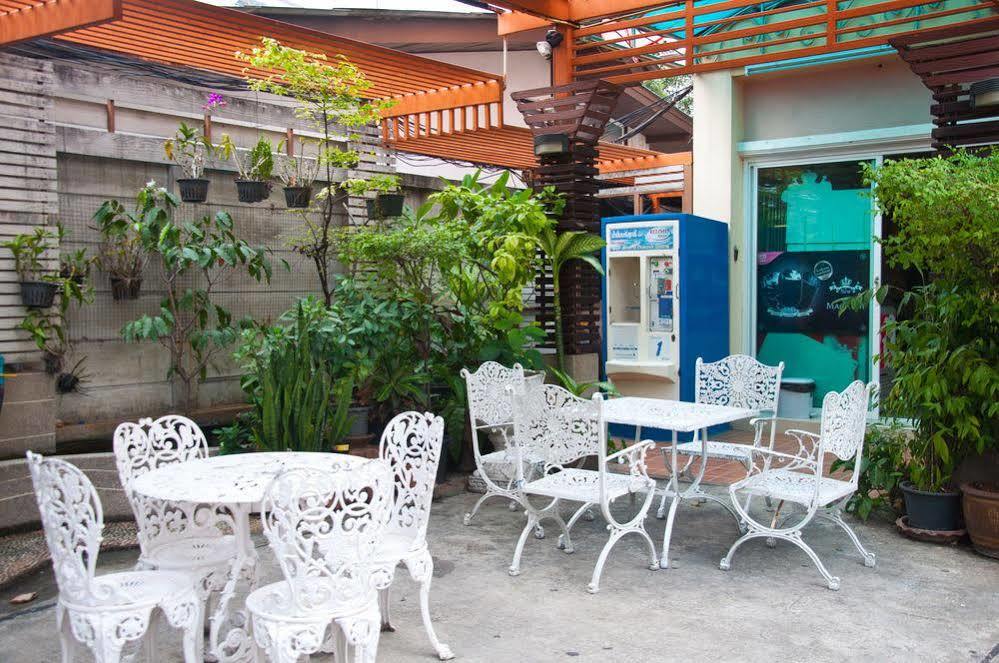 Golden House @ On-Nut Station Motel Bangkok Eksteriør bilde